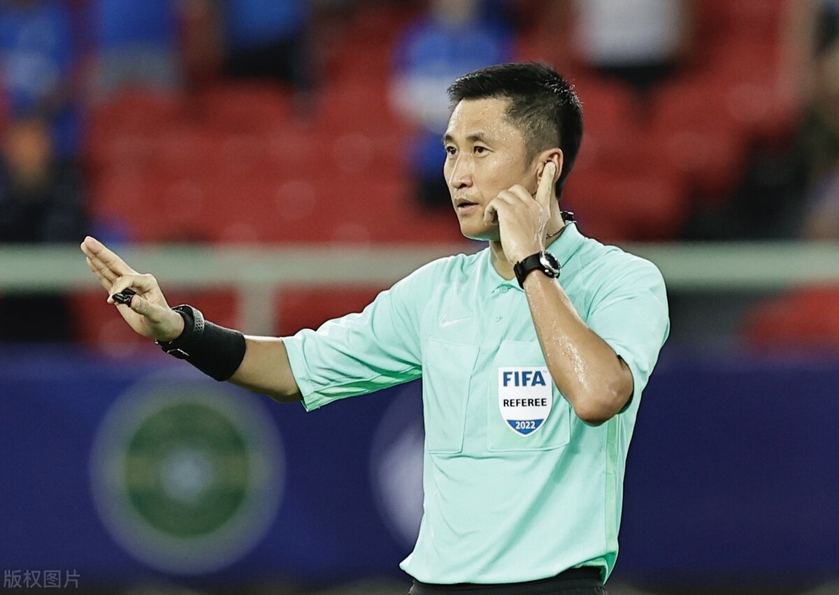 爱游戏 ayx 登录入口包含清晨辽宁本钢调整名单以备中超，调整名单环节打磨，目标明确，控场能力受关注的词条