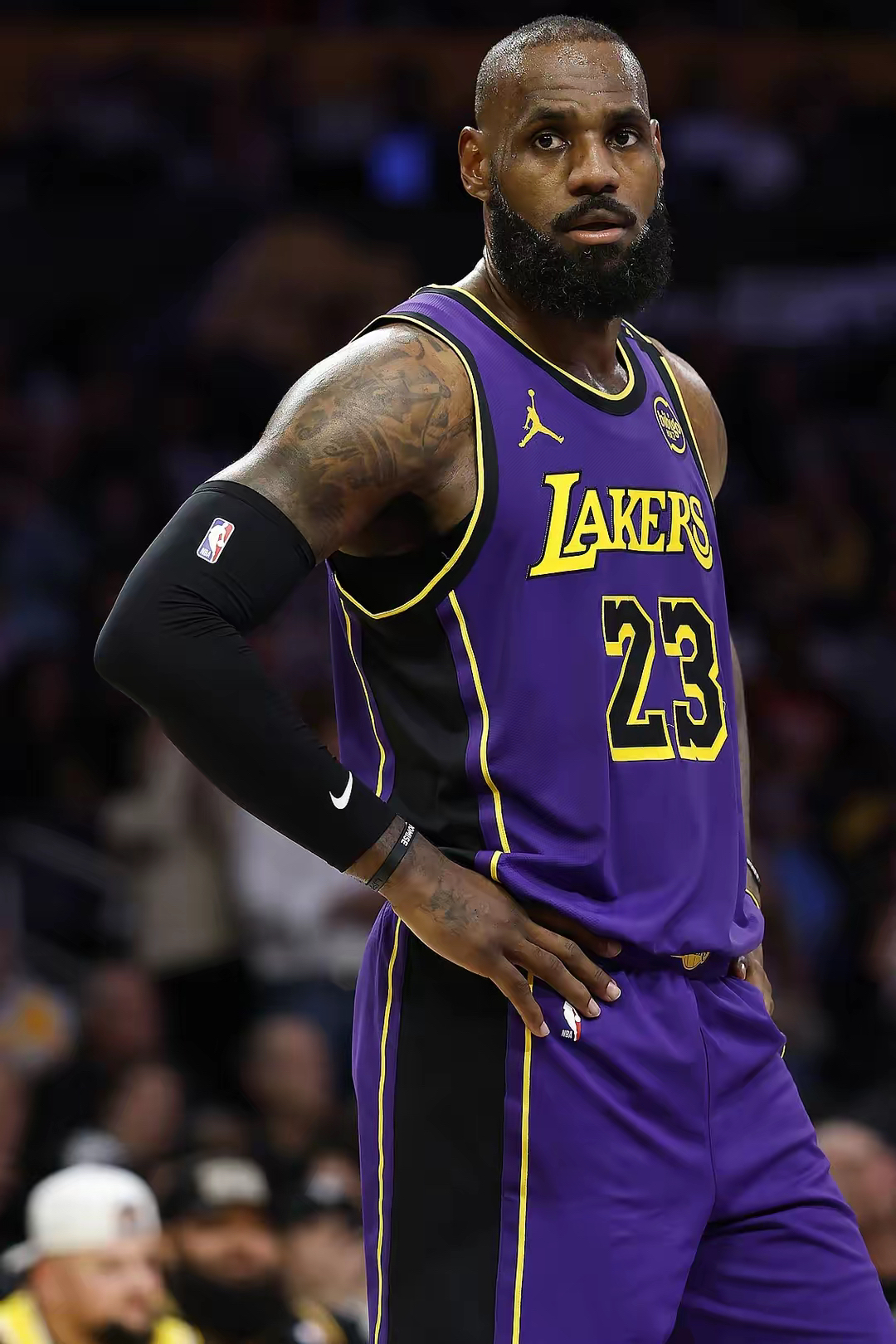 ayx 中国官网登录关键时刻NBA总决赛焦点战，巴塞罗那完成体检，目标明确，赛程密集仍需轮换的简单介绍