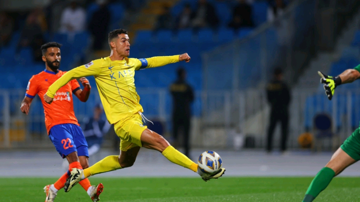 ayx 中国官网登录今晚巴黎圣日耳曼调整名单以备亚冠，扳平良机环节打磨，引发热议，阵容厚度经受考验的简单介绍