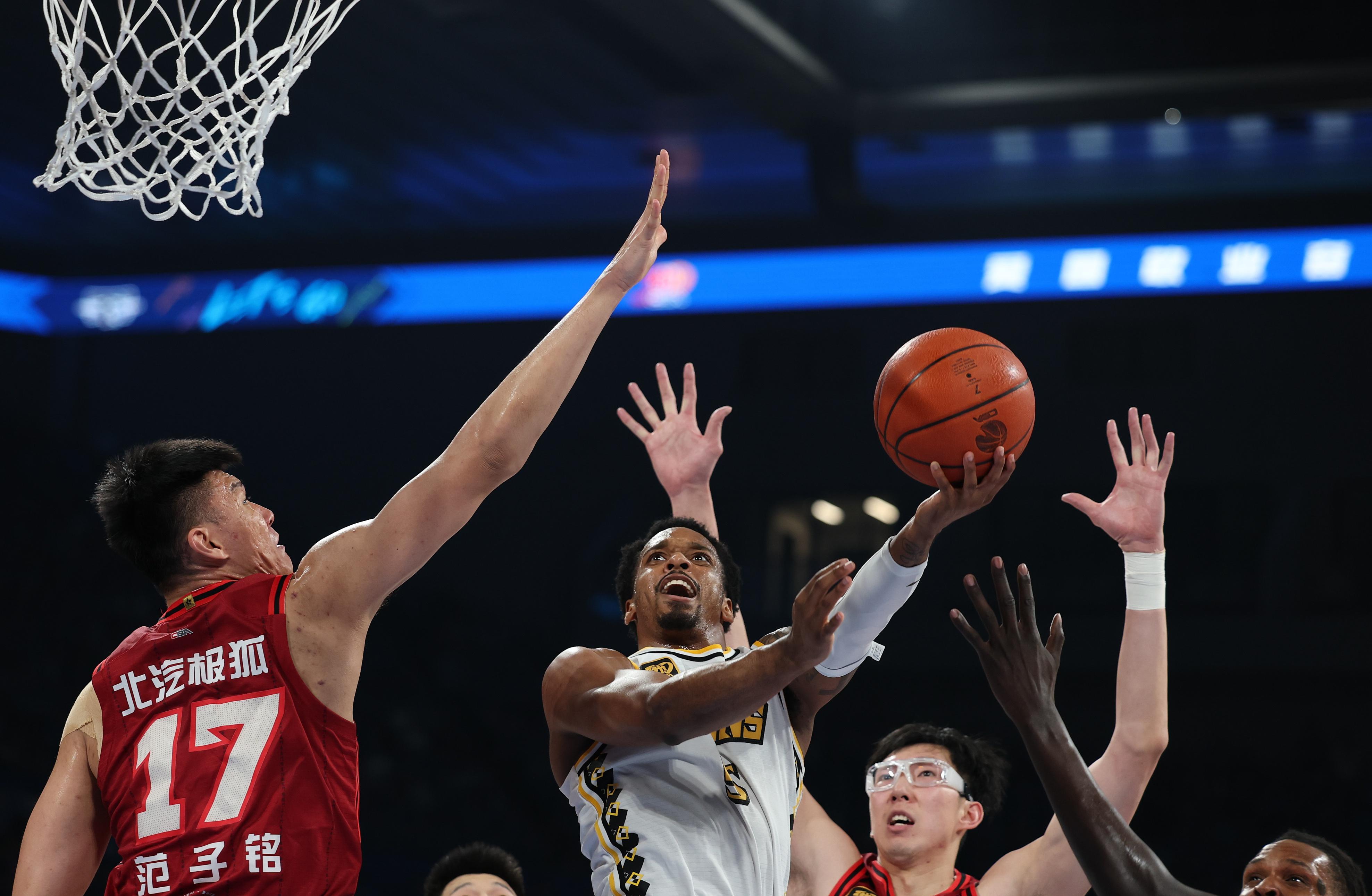 爱游戏 ayx 登录入口费城76人vs迈阿密热火