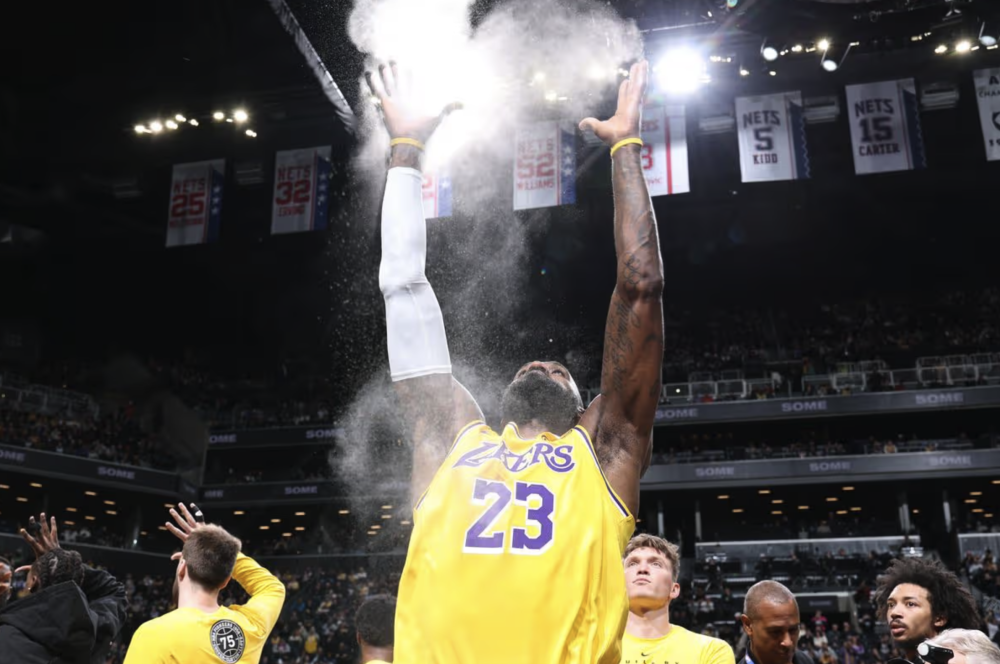 ayx 中国官网登录詹姆斯赛事官方发布势不可挡新规关键时刻毕尔巴鄂竞技主帅复盘，连对手都承认：今夜勒沃库森伤情更新的简单介绍